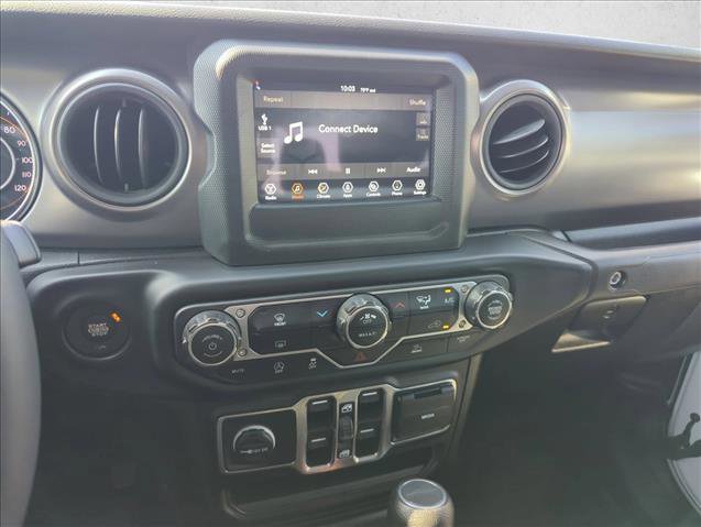 Used 2023 Jeep Gladiator Sport image 14