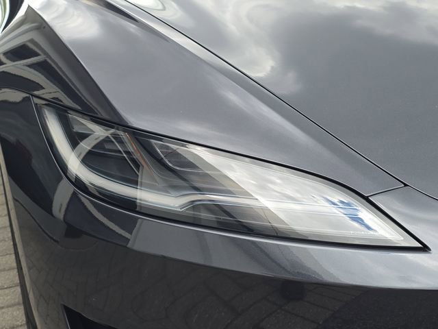Used 2024 Tesla Model 3 Performance image 10