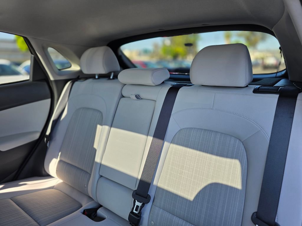 Certified 2023 Hyundai Kona SEL w/ Convenience Package image 14