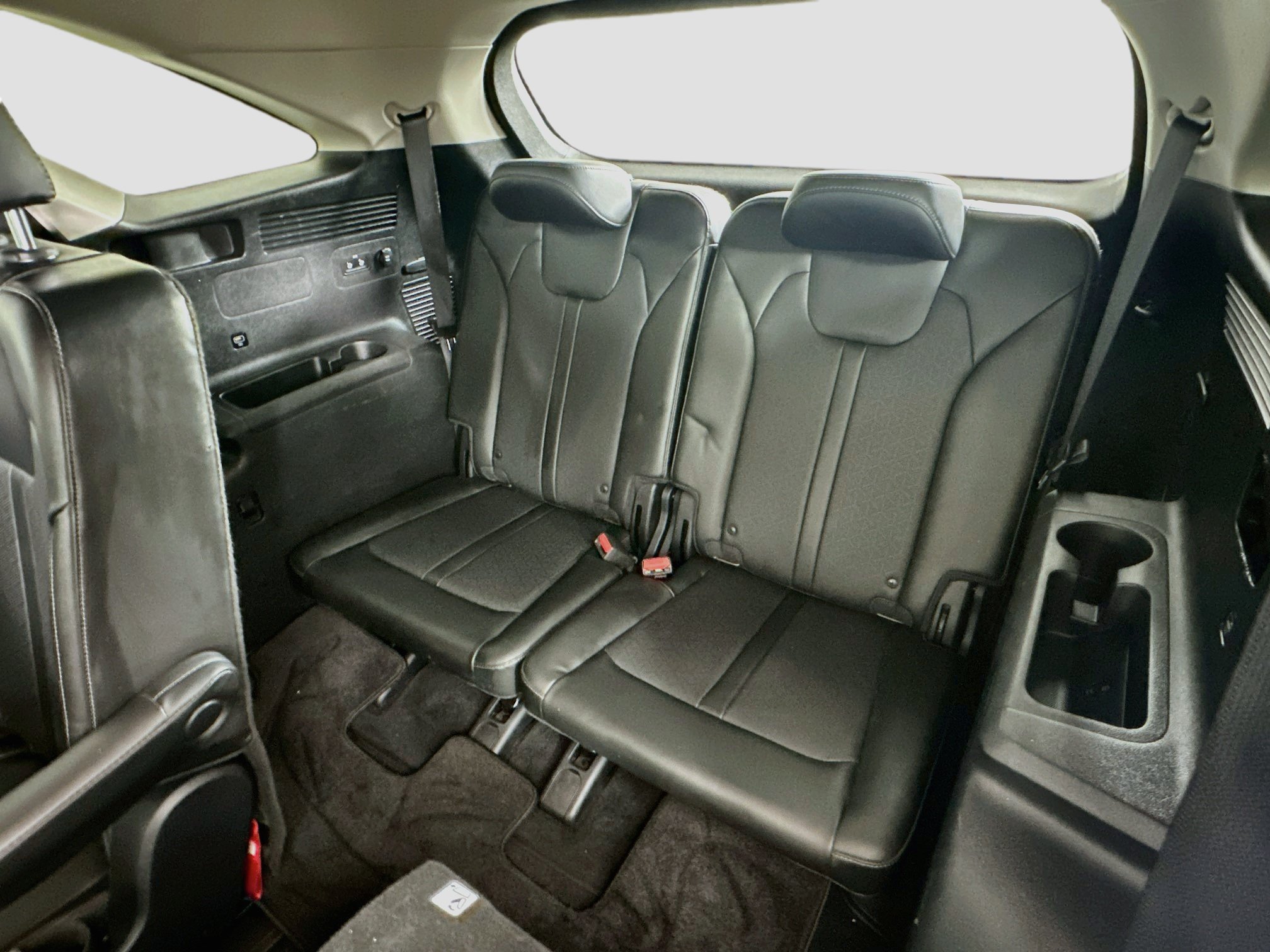 Used 2021 Kia Sorento EX AWD/4WD image 29