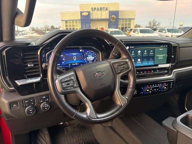 Used 2022 Chevrolet Silverado 1500 RST image 11