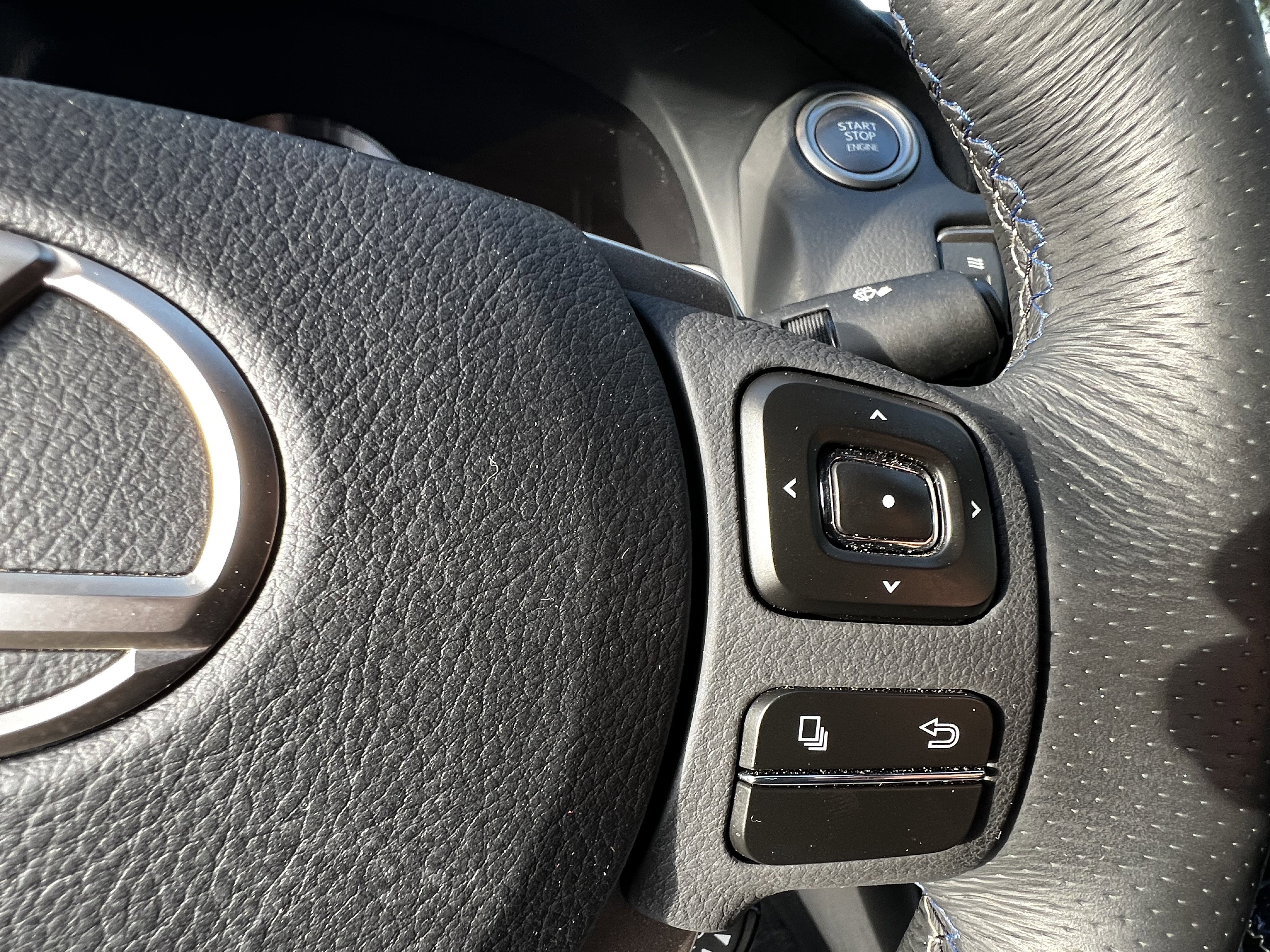 Used 2015 Lexus RC F w/ Premium Package image 20