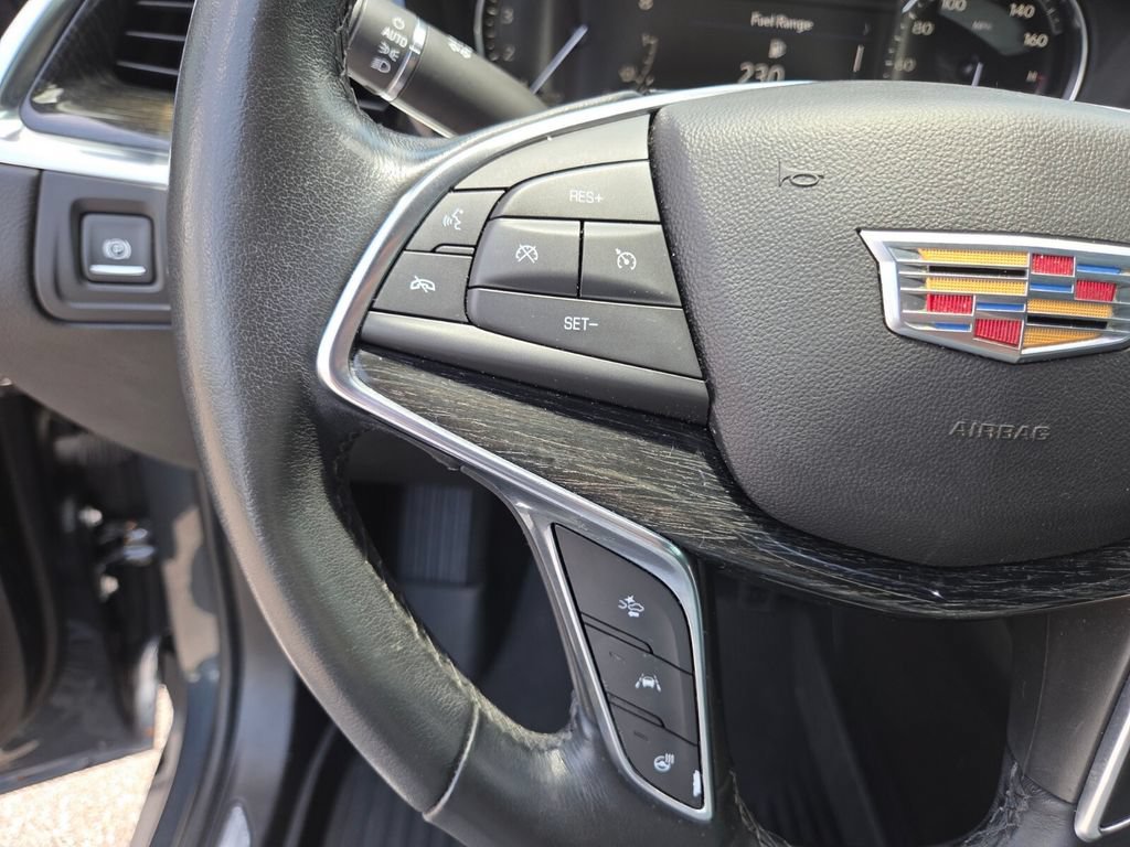 Used 2021 Cadillac XT5 Premium Luxury FWD image 32