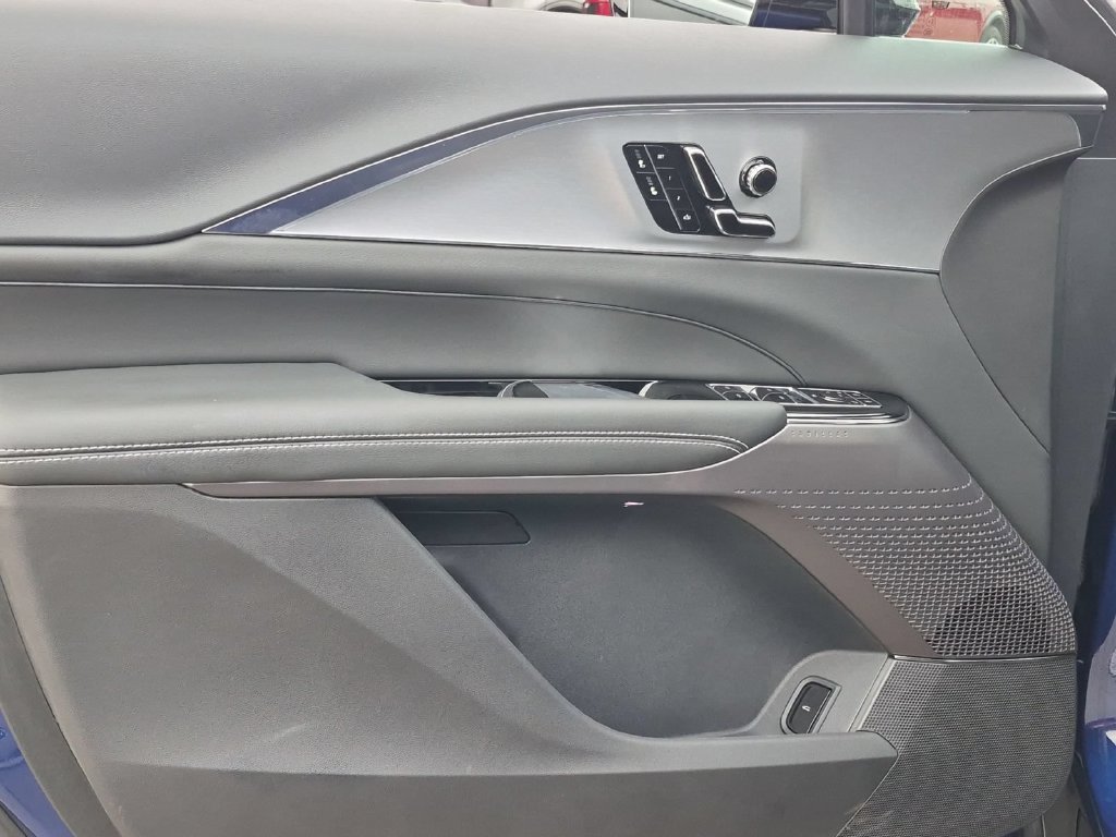 New 2027 Cadillac Lyriq Sport RWD image 21