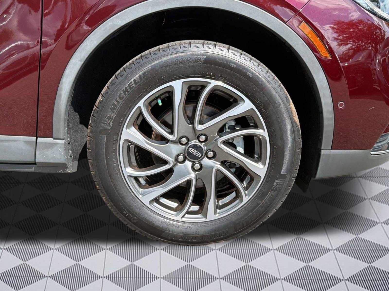 Used 2021 Lincoln Corsair AWD image 12