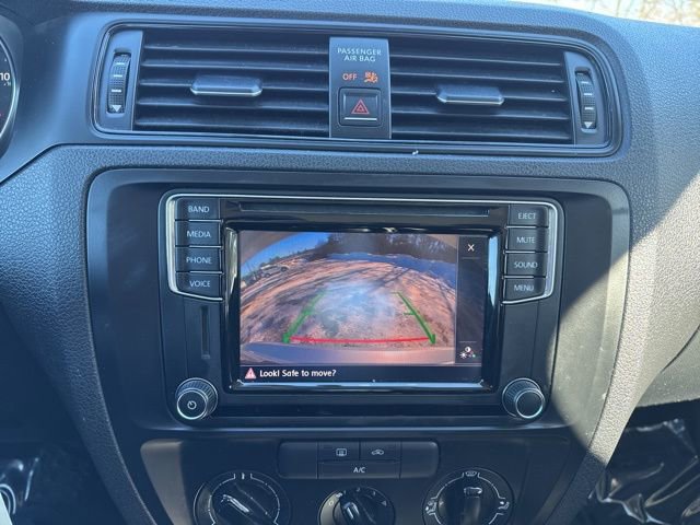 Used 2016 Volkswagen Jetta S image 24