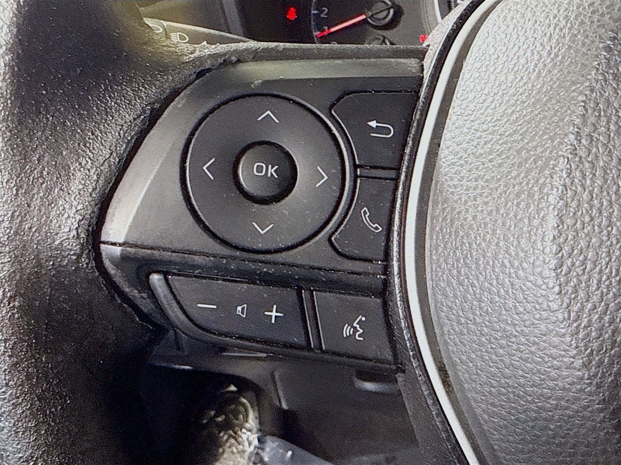 Used 2020 Toyota Corolla SE image 14