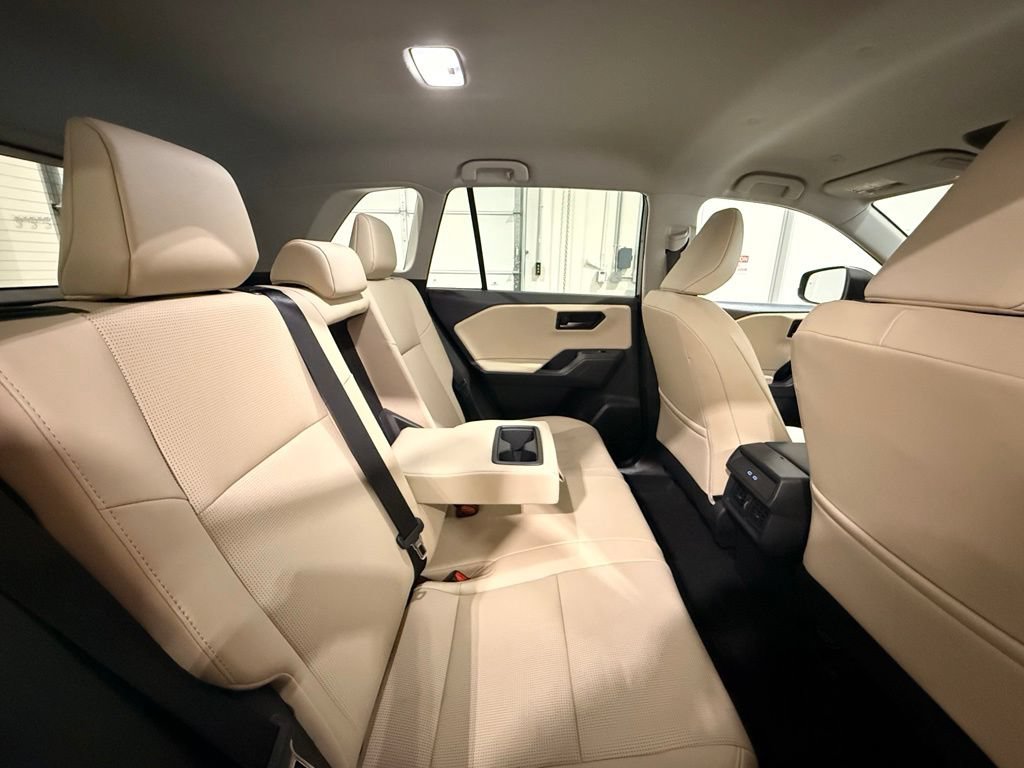 Used 2026 Toyota RAV4 XLE Premium FWD image 33