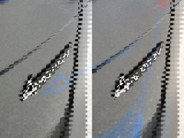 Certified 2024 Volkswagen Tiguan SEL R-Line image 7