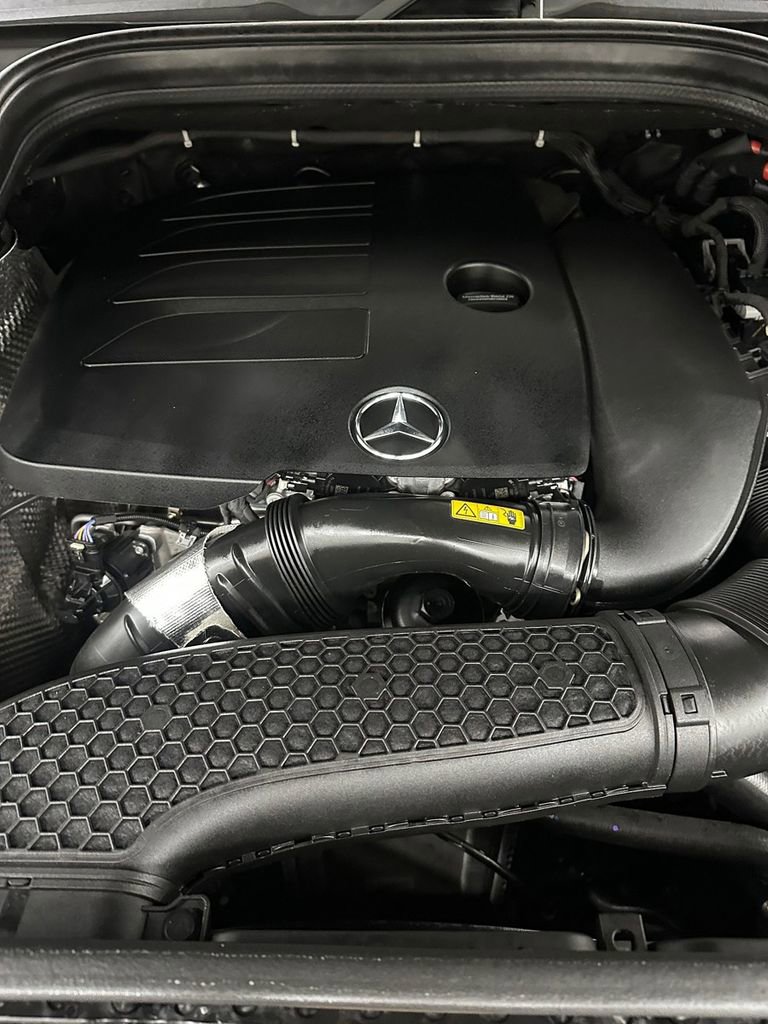 Used 2022 Mercedes-Benz GLE 350 4MATIC w/ 3rd Row Seat Package image 7