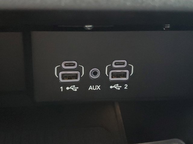 New 2026 Jeep Grand Wagoneer Limited AWD/4WD image 32