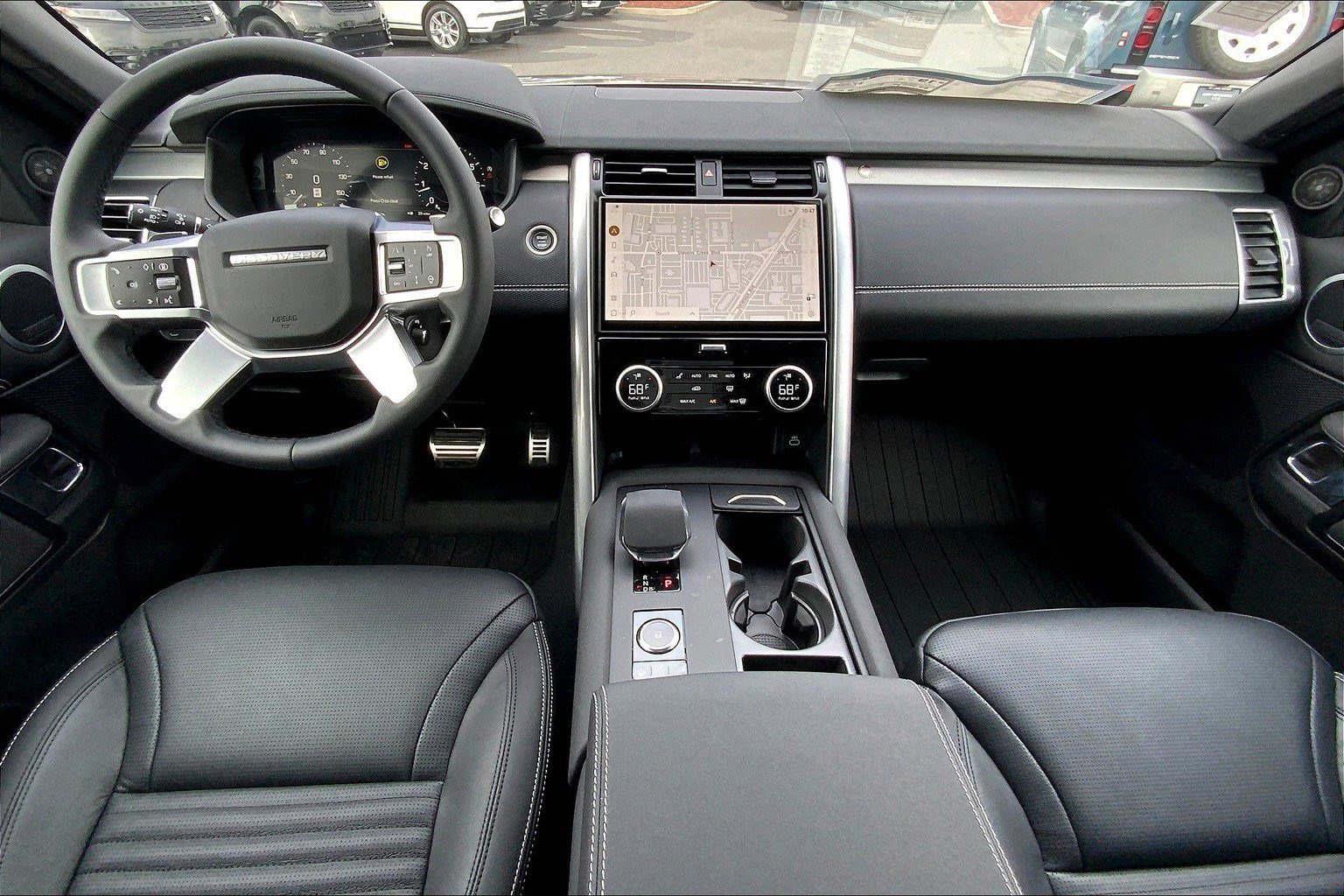 New 2025 Land Rover Discovery Dynamic SE image 6