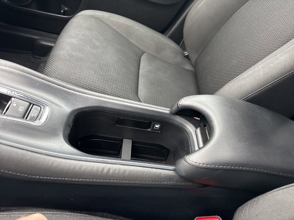 Used 2022 Honda HR-V EX image 27