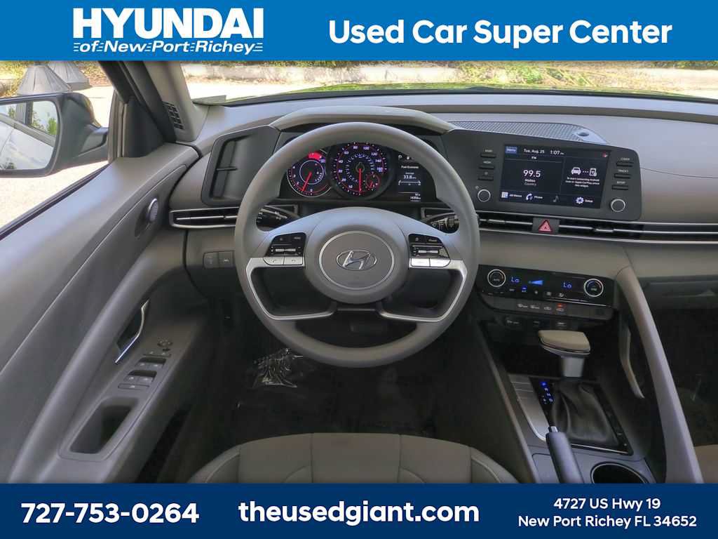 Certified 2023 Hyundai Elantra SEL FWD image 15