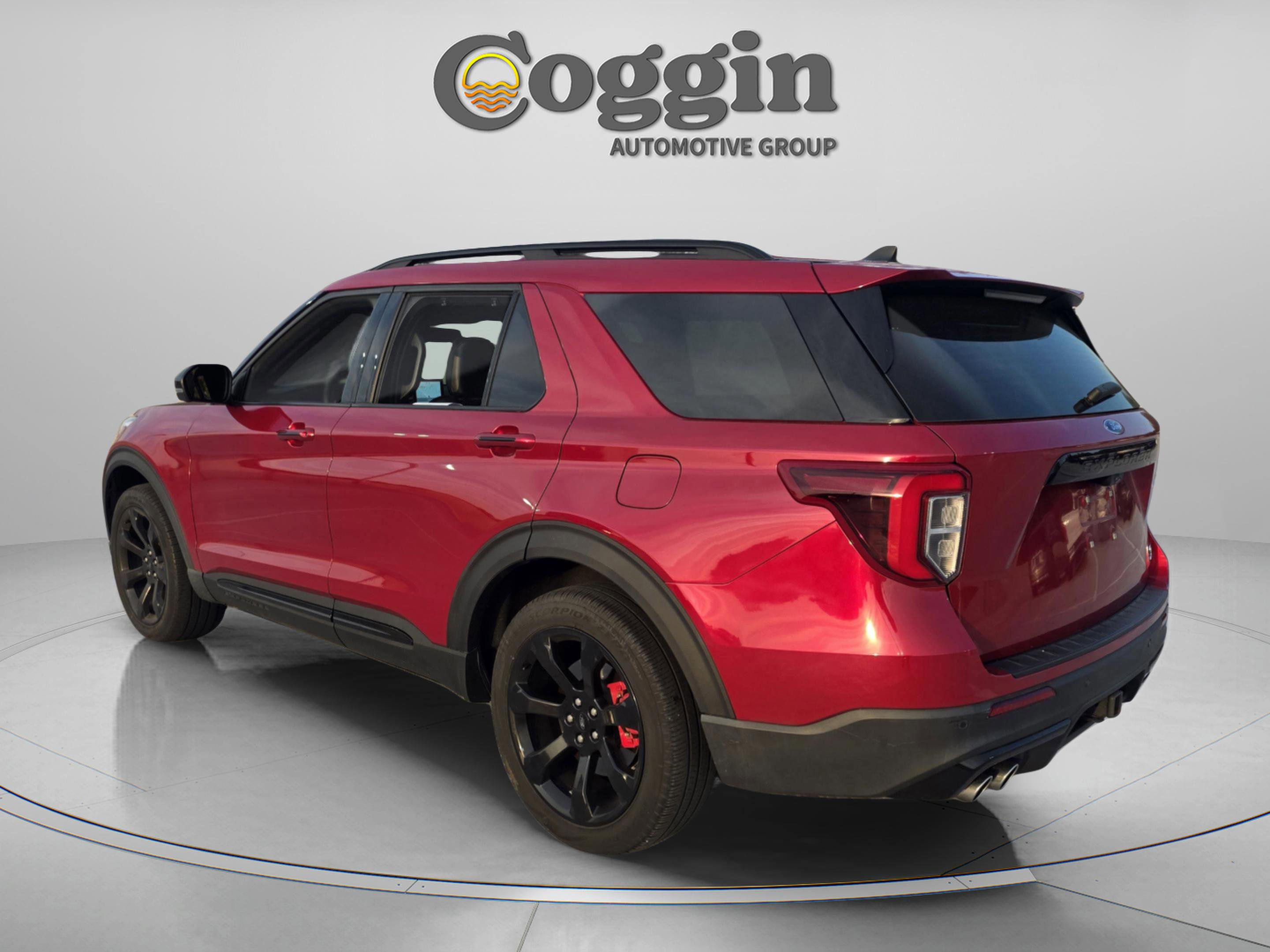 Used 2023 Ford Explorer ST w/ Equipment Group 401A image 3