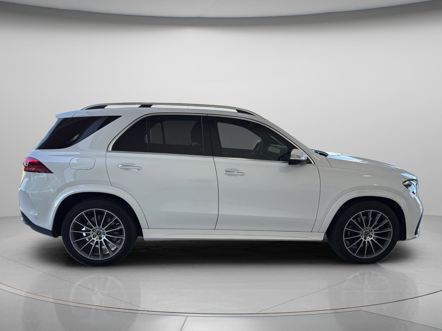 Certified 2024 Mercedes-Benz GLE 450 4MATIC image 14