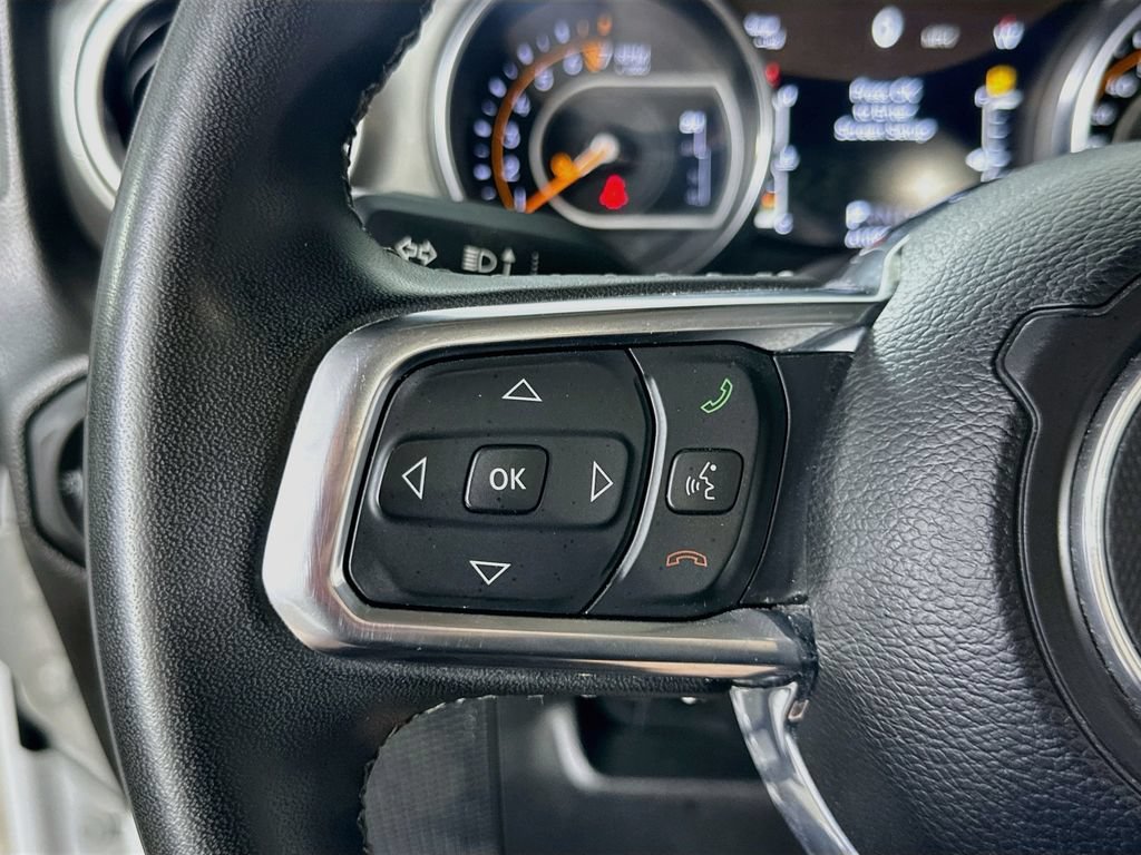 Used 2023 Jeep Gladiator Overland AWD/4WD image 23