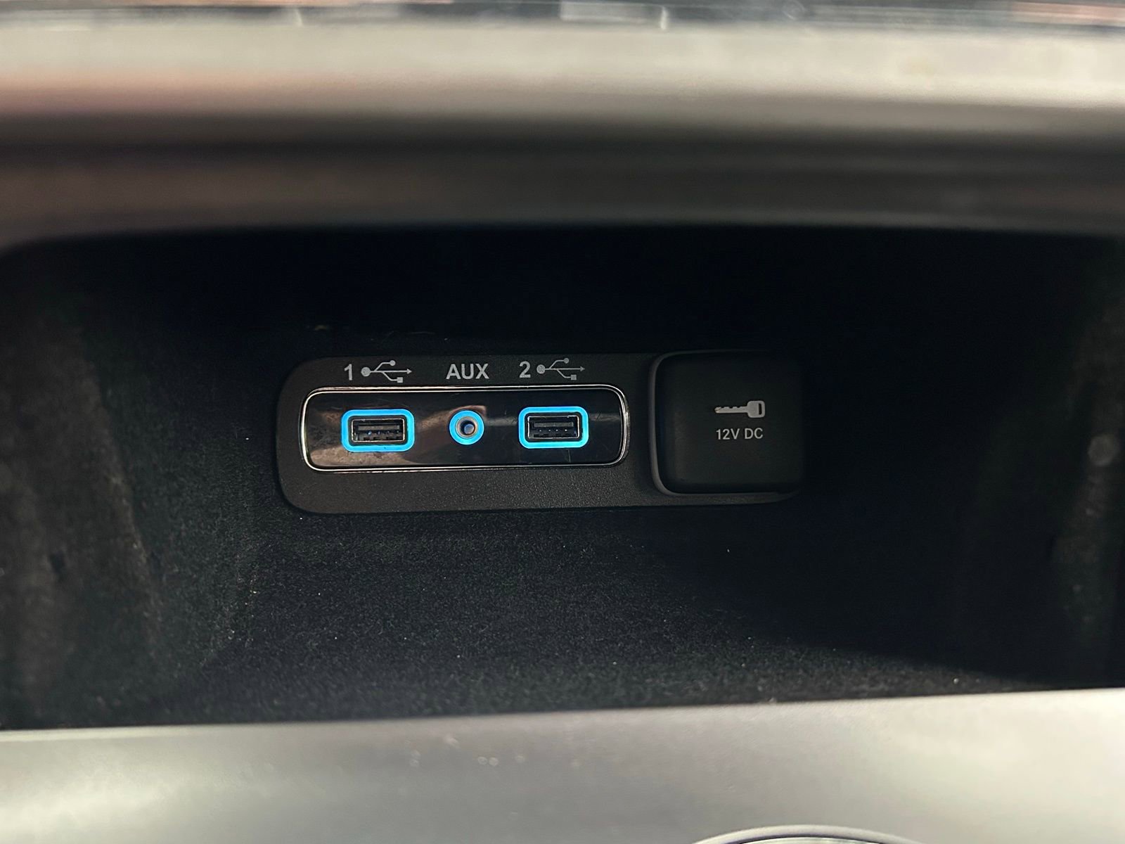 Used 2019 Jeep Grand Cherokee Altitude AWD/4WD image 21