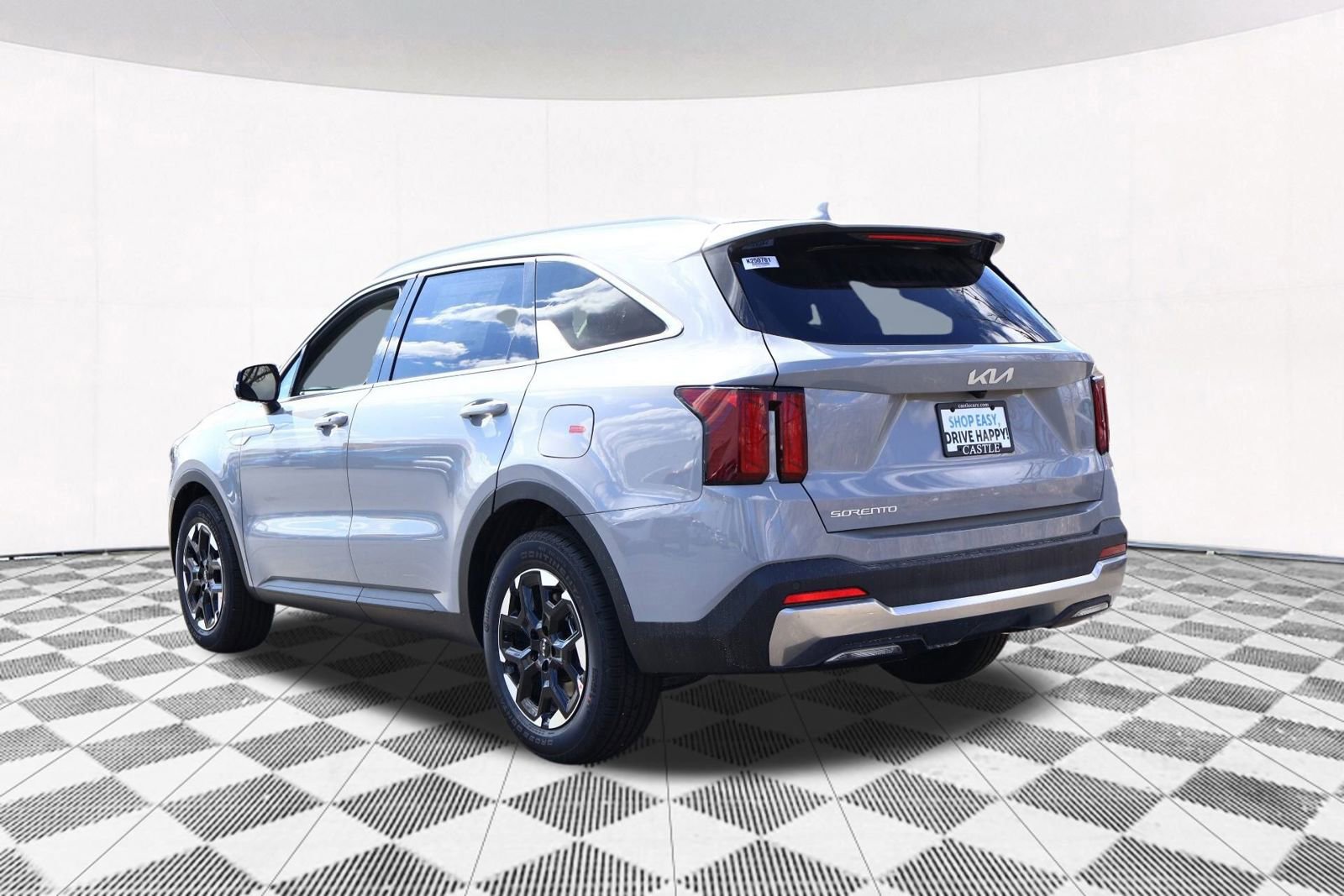 Used 2025 Kia Sorento S w/ Panoramic Sunroof Package image 13