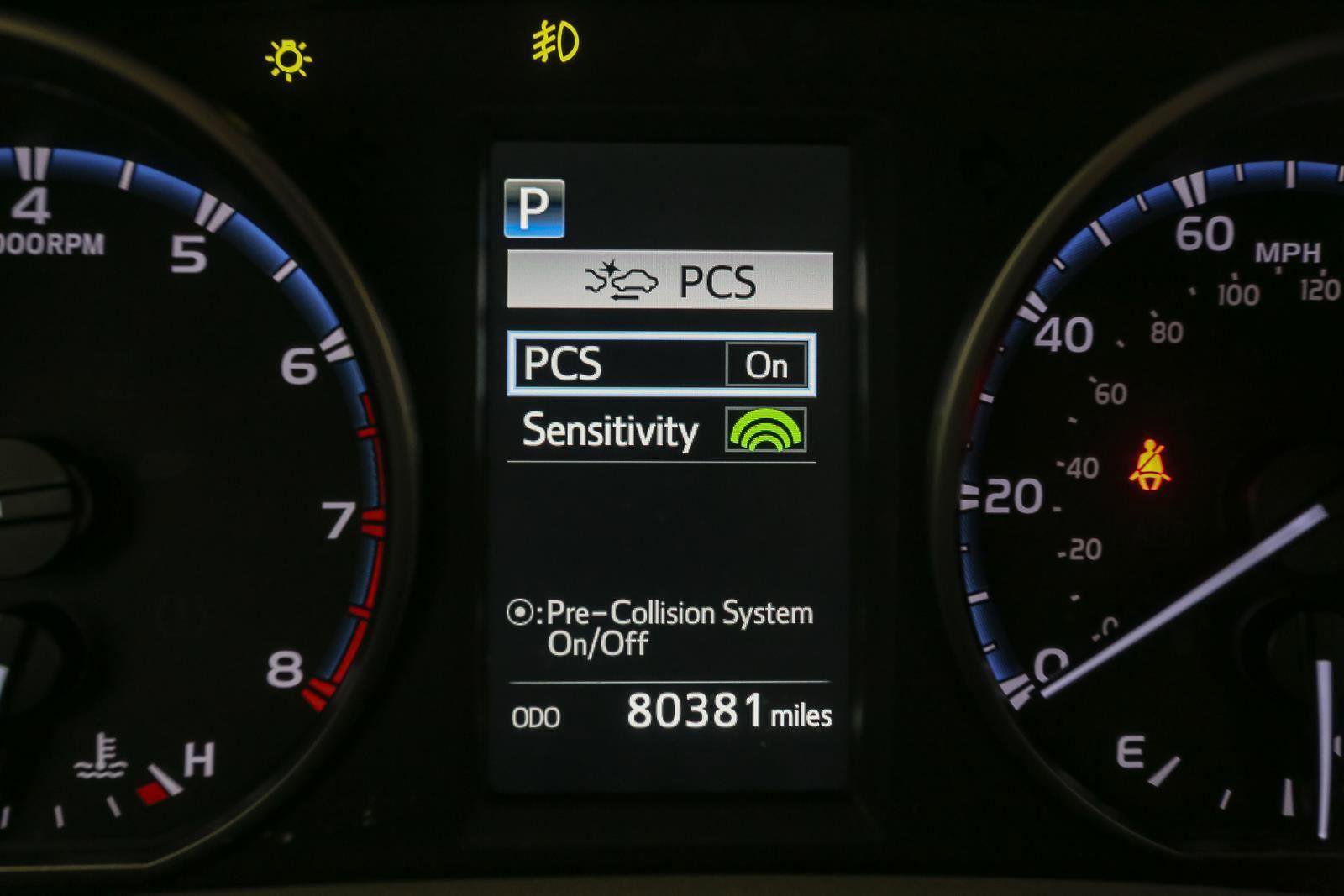 Used 2017 Toyota RAV4 XLE w/ Plus Special Value Package AWD/4WD image 38