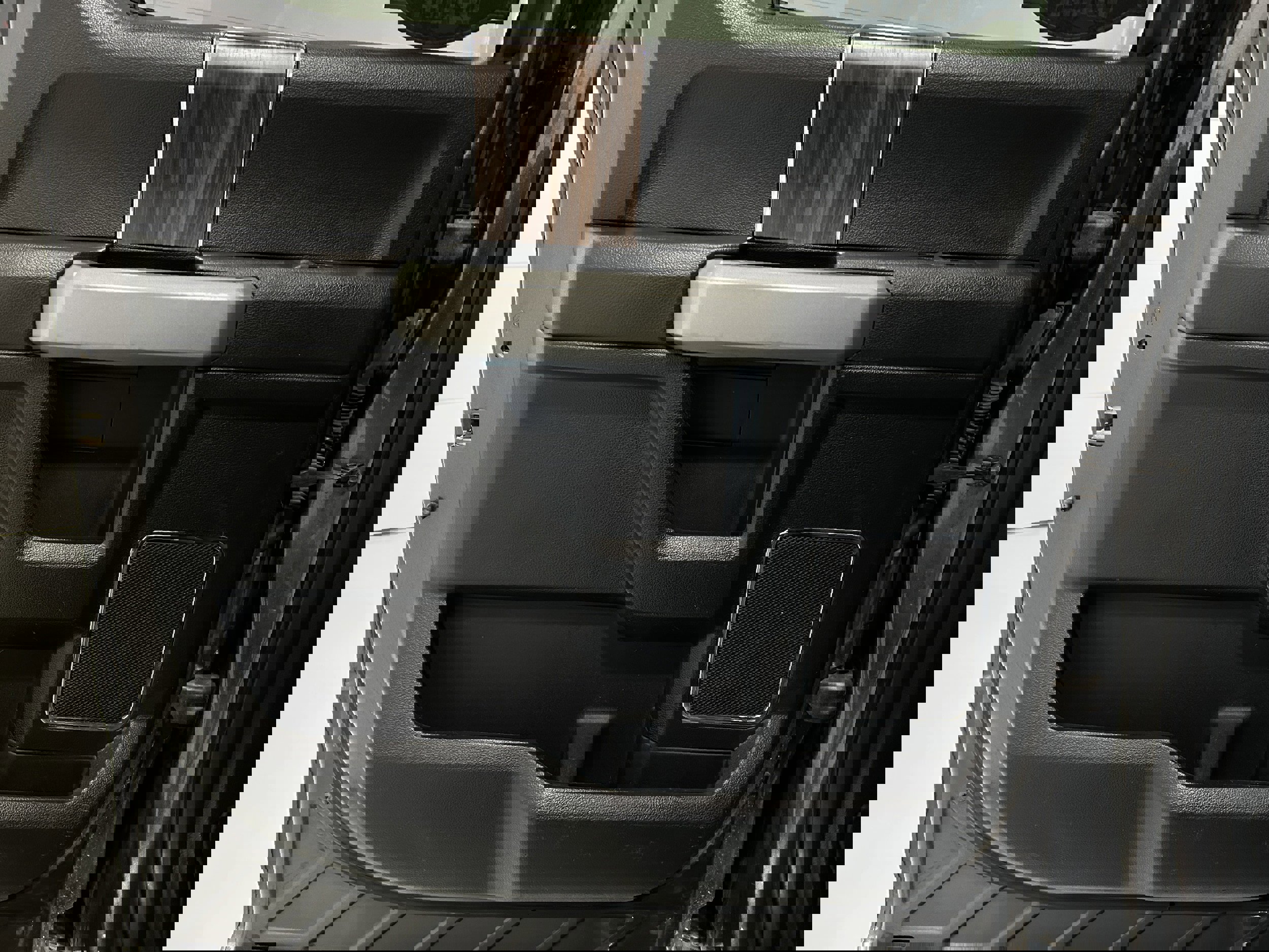 Used 2016 Ford F150 Lariat w/ Equipment Group 502A Luxury image 31