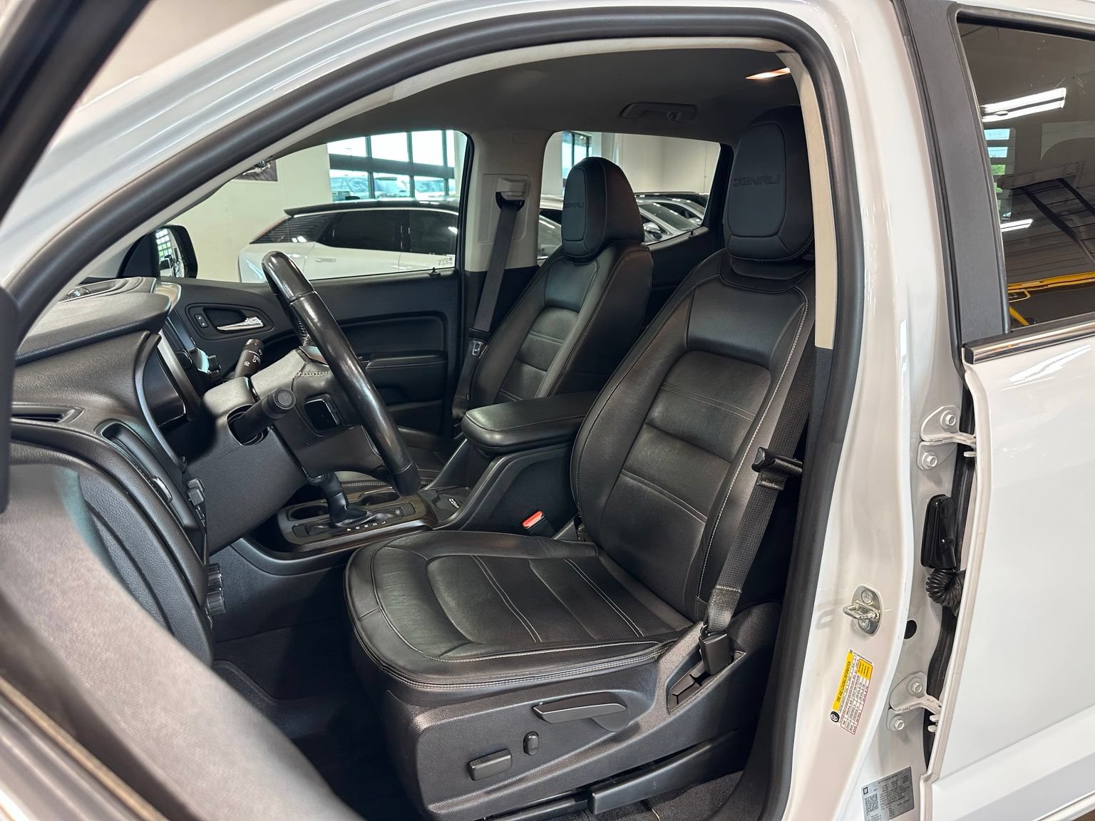 Used 2019 GMC Canyon Denali AWD/4WD image 11