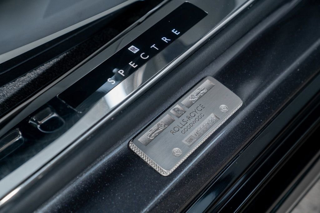 Used 2024 Rolls-Royce Spectre w/ Spectre Launch Package AWD/4WD image 36