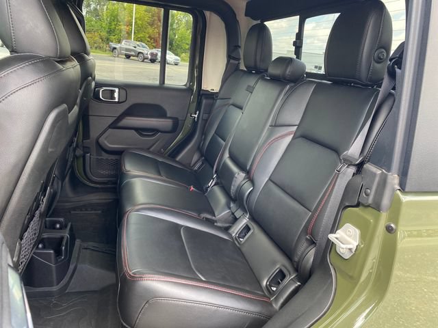 Used 2023 Jeep Gladiator Rubicon AWD/4WD image 18