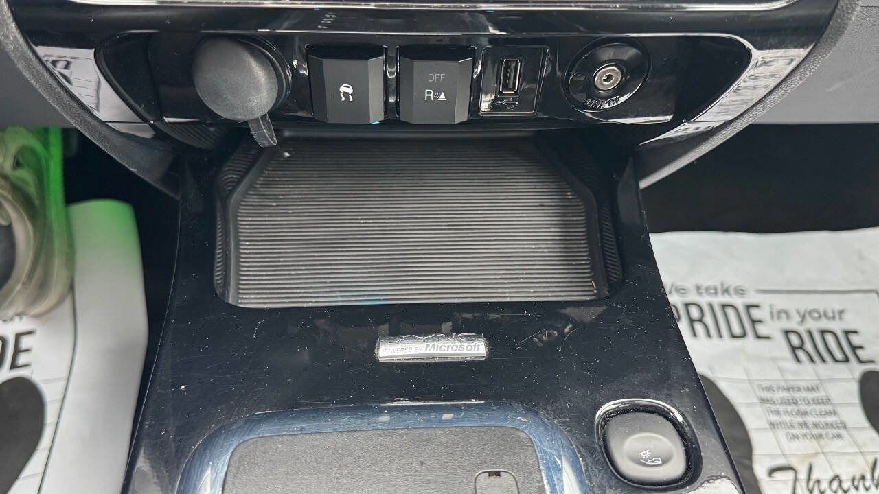 Used 2009 Ford Escape Limited AWD/4WD image 20
