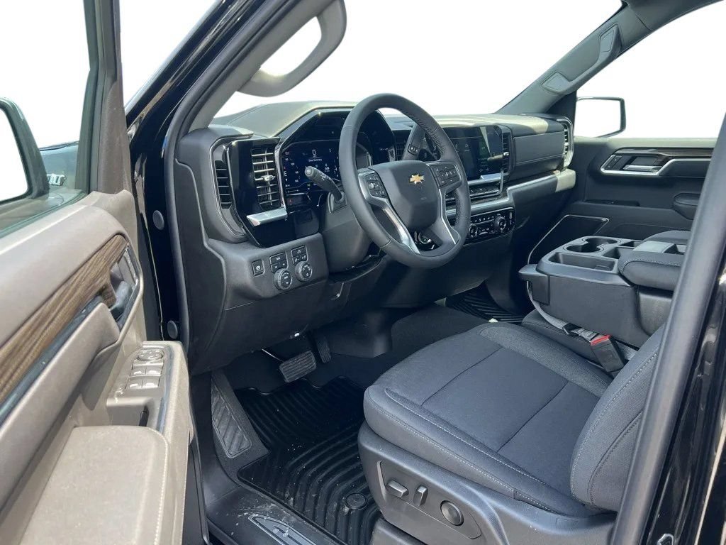 New 2025 Chevrolet Silverado 1500 LT AWD/4WD image 11