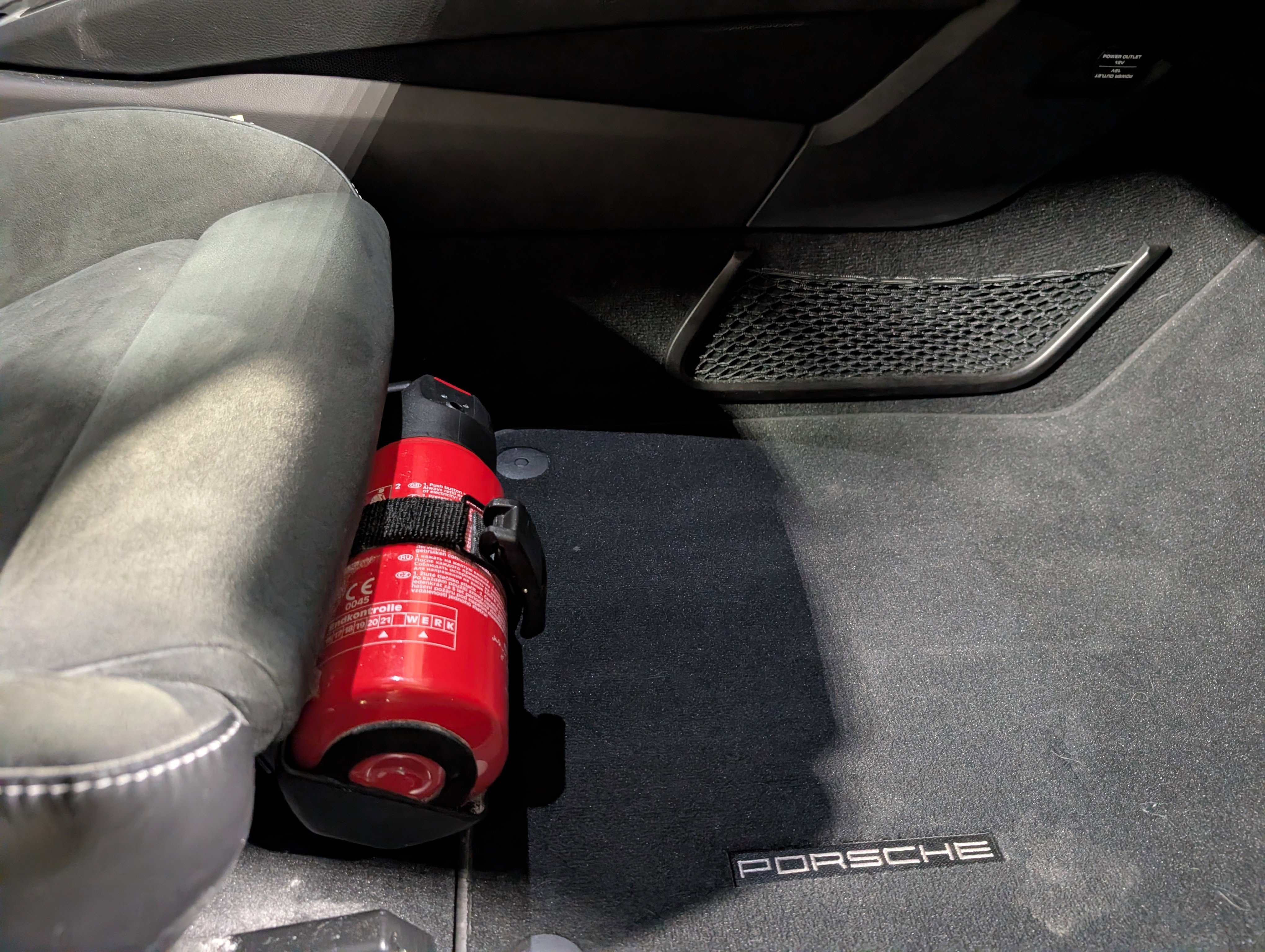 Certified 2021 Porsche 718 Cayman GT4 RWD image 26