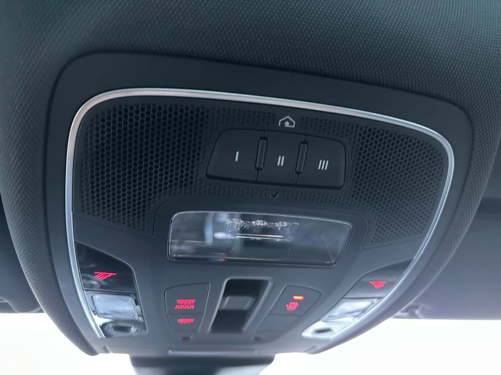 Used 2017 Audi S7 Premium Plus image 25