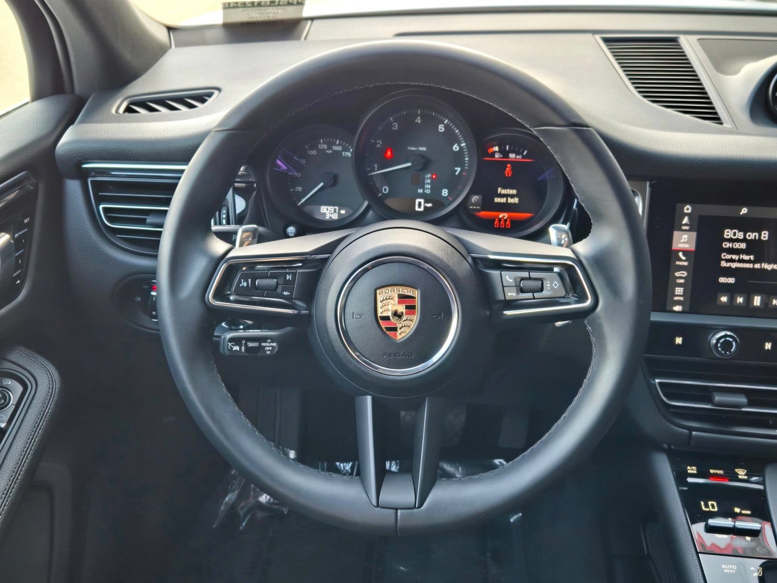 Certified 2025 Porsche Macan w/ Premium Package Plus AWD/4WD image 17