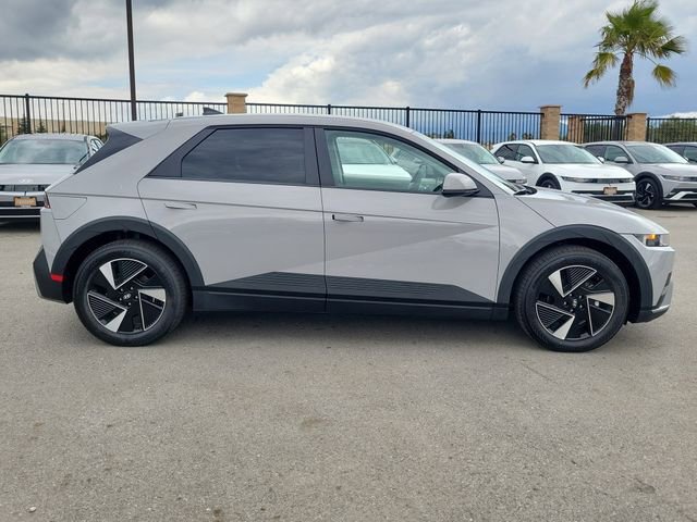 New 2026 Hyundai Ioniq 5 SEL RWD image 32