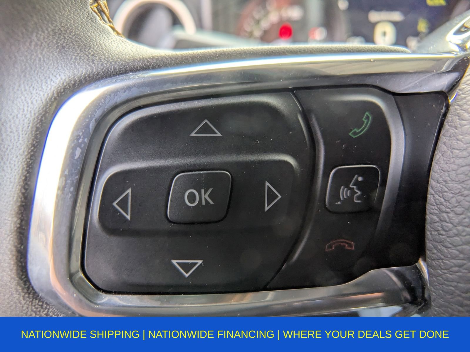 Used 2024 Jeep Wrangler Unlimited Sahara w/ Technology Group image 33