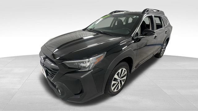 Certified 2025 Subaru Outback Premium image 8