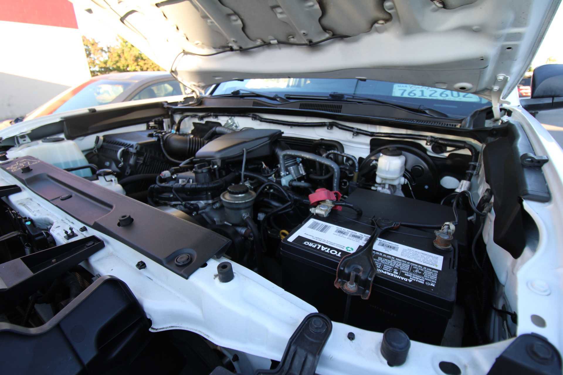 Used 2020 Toyota Tacoma SR image 37