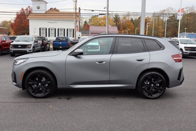 Used 2025 BMW X3 xDrive30i w/ Premium Package image 15