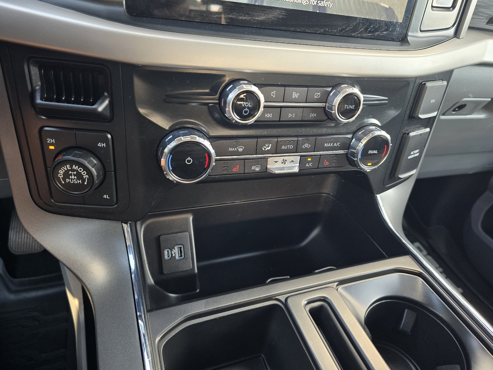 Used 2022 Ford F150 XLT w/ Equipment Group 302A High AWD/4WD image 23