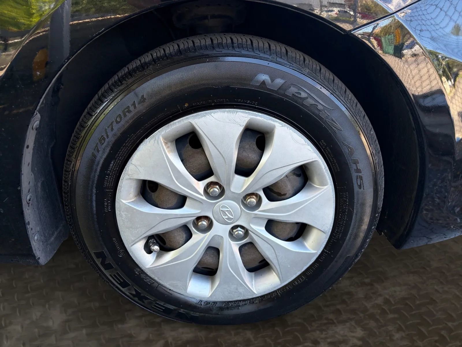 Used 2016 Hyundai Accent SE FWD image 38
