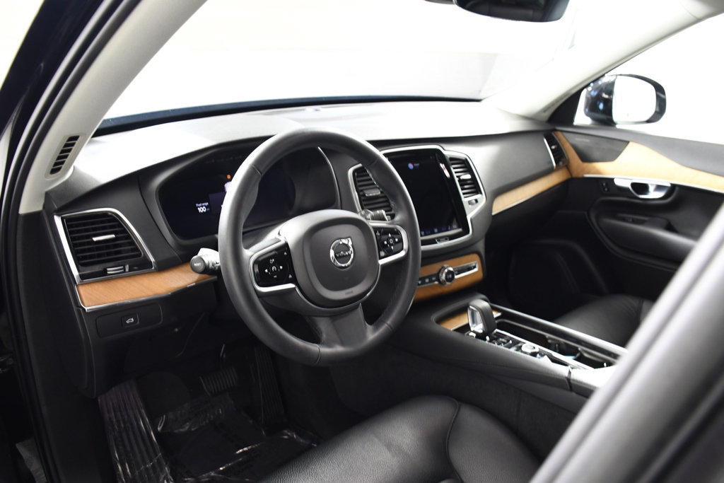 Used 2023 Volvo XC90 B6 Plus w/ Protection Package Premier AWD/4WD image 12