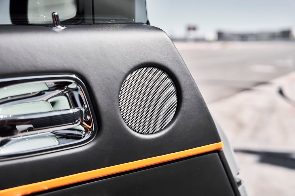 Used 2020 Rolls-Royce Wraith RWD image 31