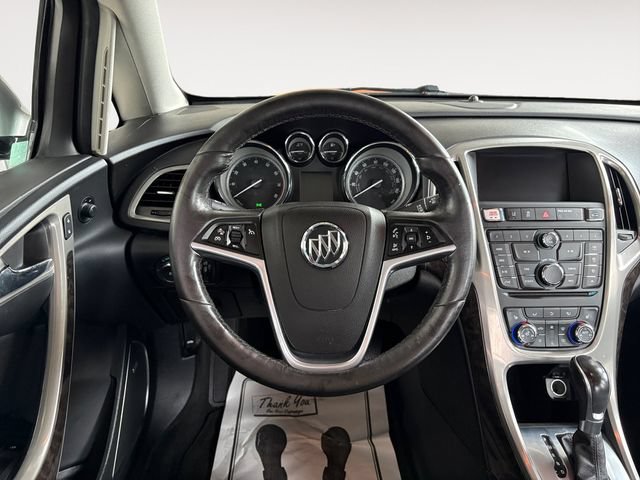 Used 2014 Buick Verano Leather FWD image 10
