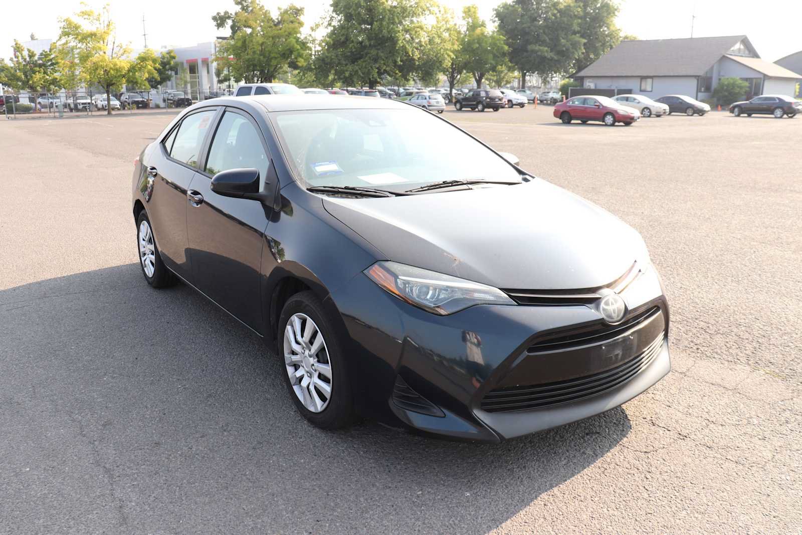 Certified 2019 Toyota Corolla LE w/ Carpet Mat Package (TMS) FWD image 3