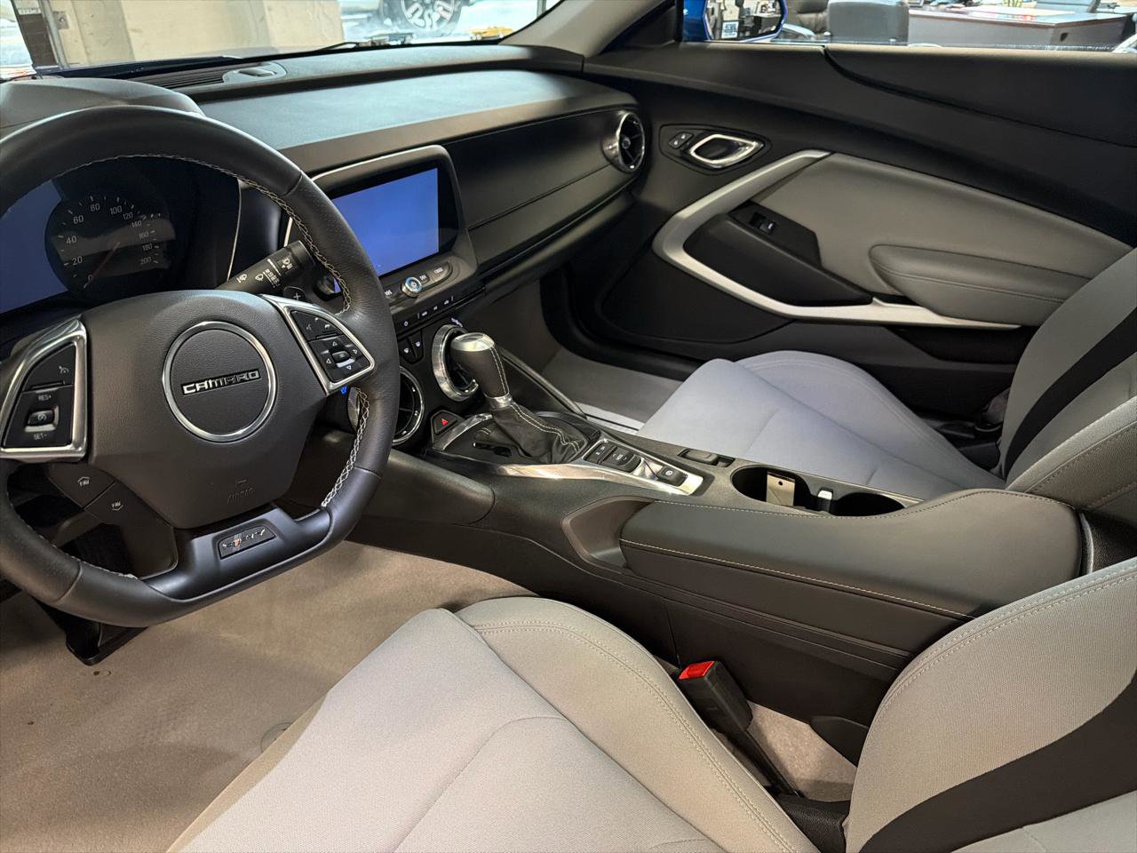 Used 2017 Chevrolet Camaro SS RWD image 14