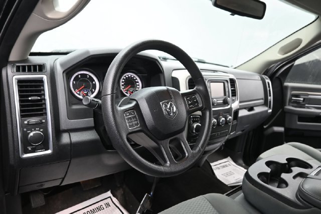 Used 2016 RAM 1500 Classic SLT AWD/4WD image 12