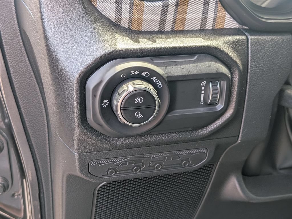 New 2026 Jeep Gladiator Sport AWD/4WD image 12