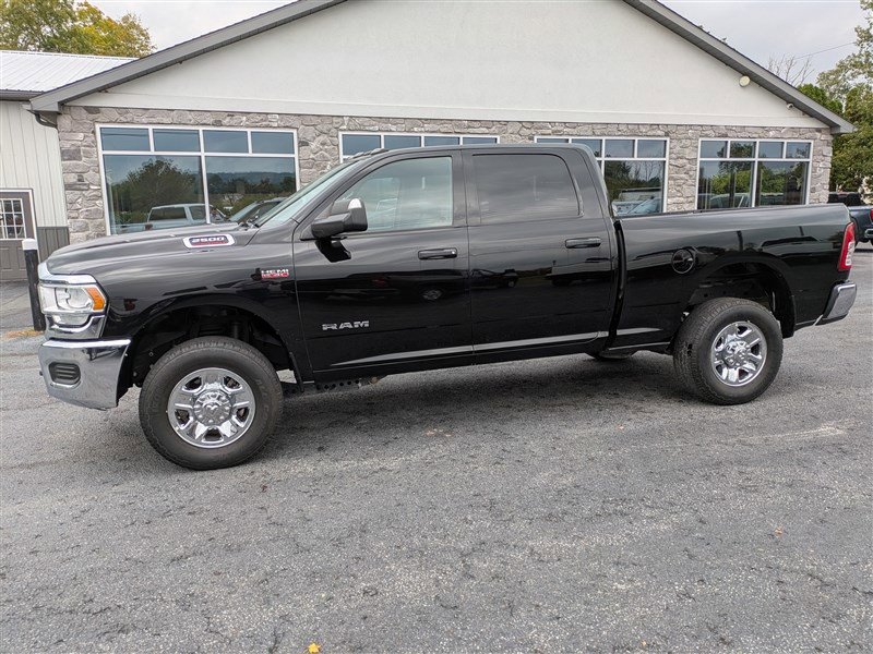 Used 2022 RAM 2500 Tradesman image 3