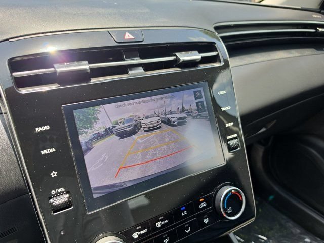 Used 2023 Hyundai Tucson SE FWD image 22