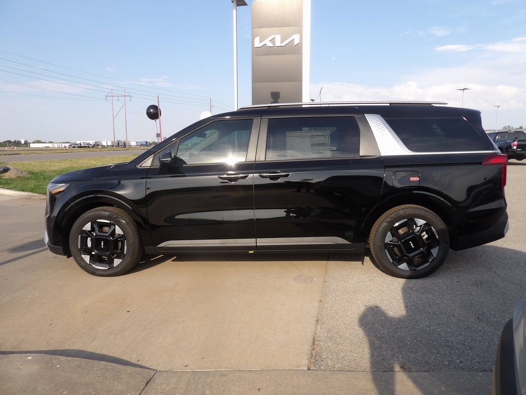 New 2026 Kia Carnival EX image 1